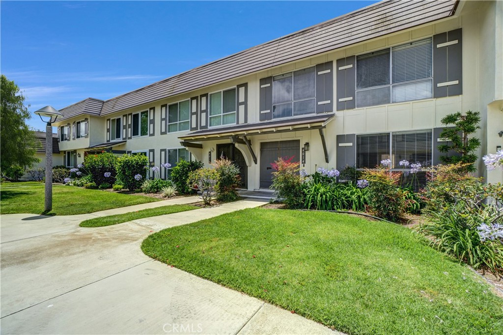 4014 Via Encinas, Cypress CA 90630 - photo 1