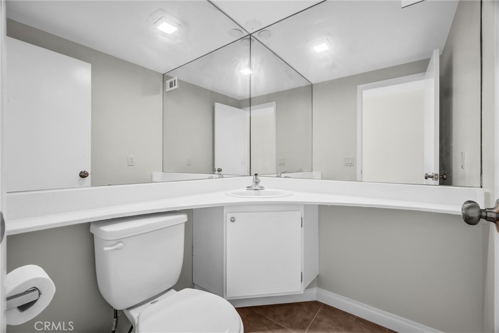 4107 Larwin Avenue, Cypress CA 90630 - photo 8
