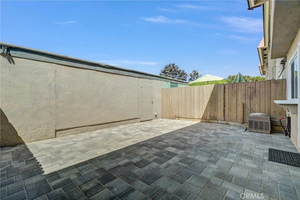 4107 Larwin Avenue, Cypress CA 90630 - photo 15