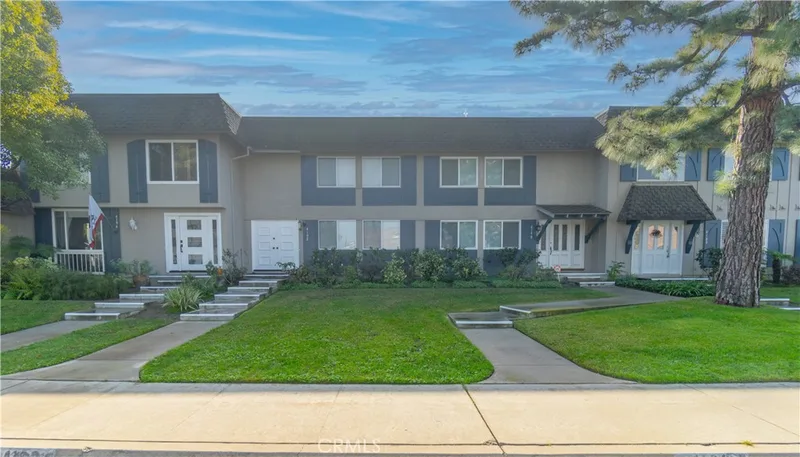 4192 Larwin, Cypress, CA 90630