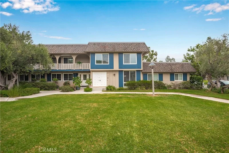 4247 Larwin, Cypress, CA 90630
