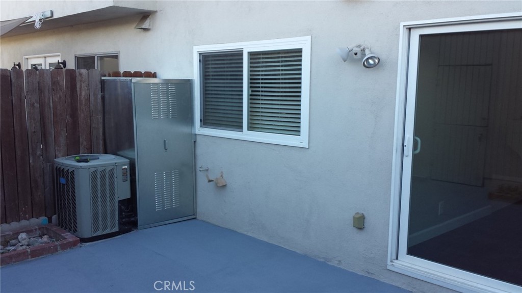 4474 Larwin Avenue, Cypress CA 90630 - photo 11