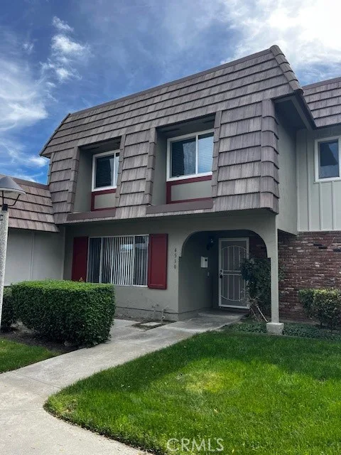 4530 Larwin, Cypress, CA 90630