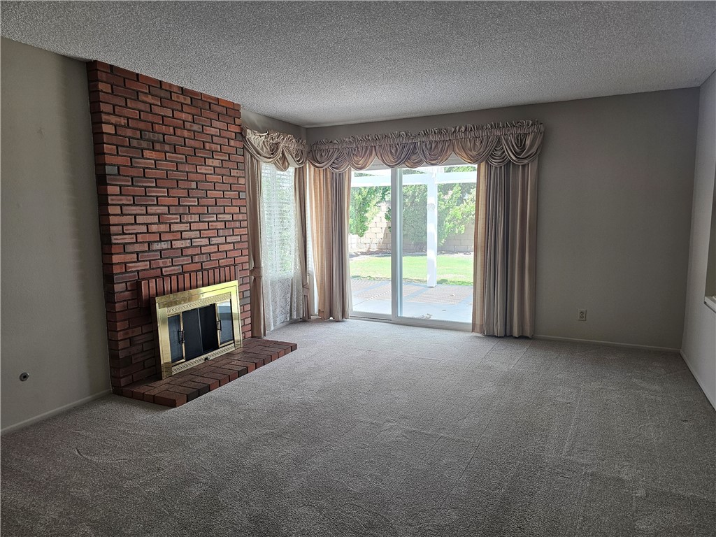 4547 Chelsea Court, Cypress CA 90630 - photo 4