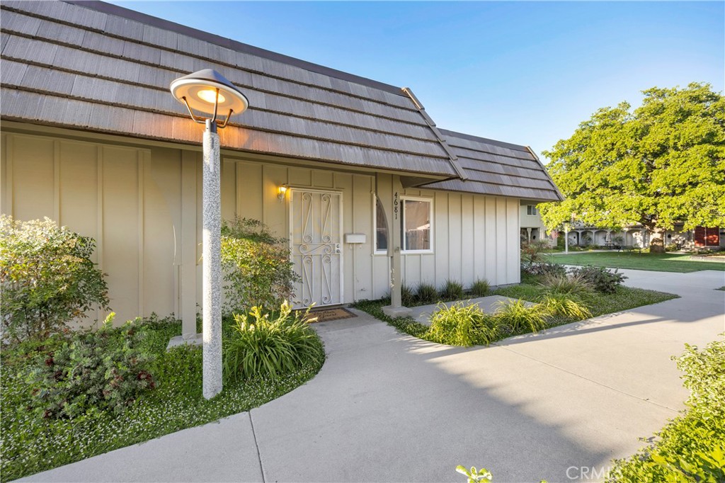 4681 Larwin, Cypress CA 90630 - photo 1
