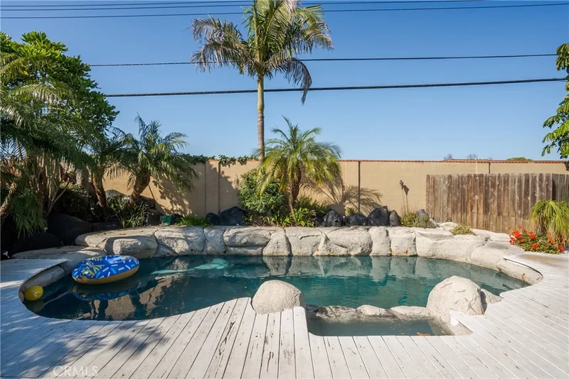 4811 Myra, Cypress, CA 90630