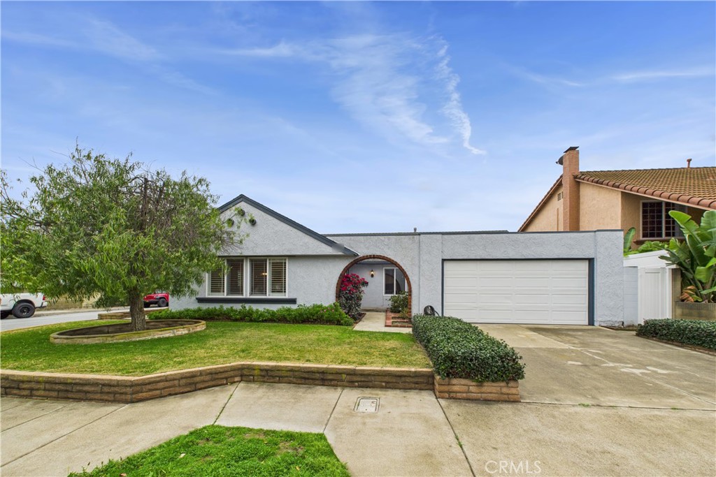 5270 Vista Hermosa, Cypress CA 90630 - photo 1
