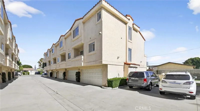 5342 Bishop, Cypress, CA 90630