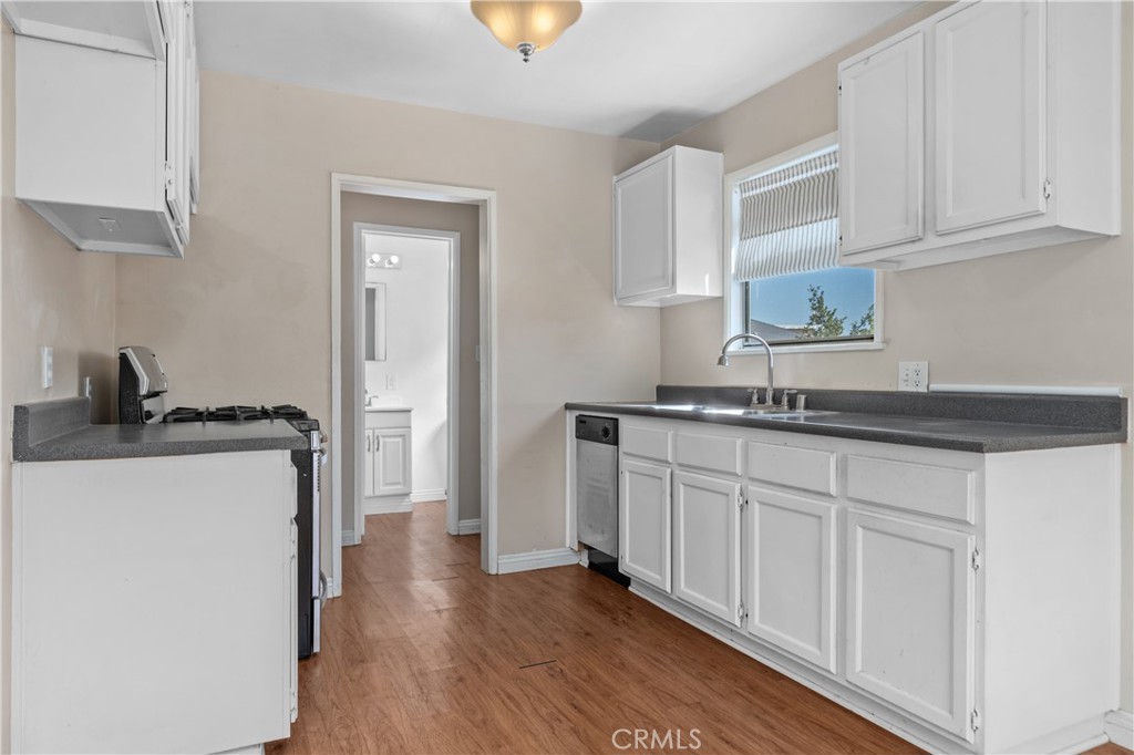 5521 Nelson Street, Cypress CA 90630 - photo 13
