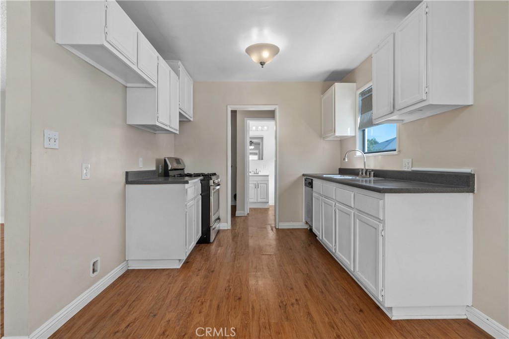 5521 Nelson Street, Cypress CA 90630 - photo 16