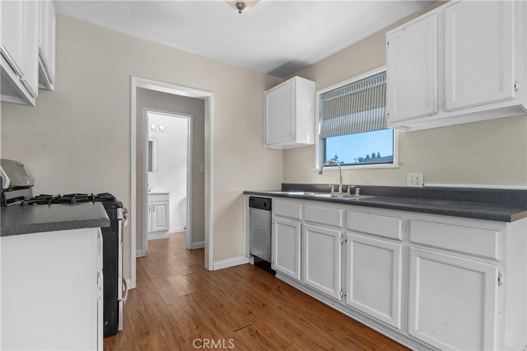 5521 Nelson Street, Cypress CA 90630 - photo 17