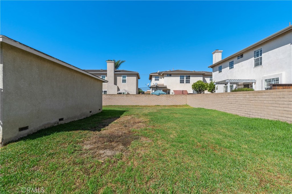5521 Nelson Street, Cypress CA 90630 - photo 32