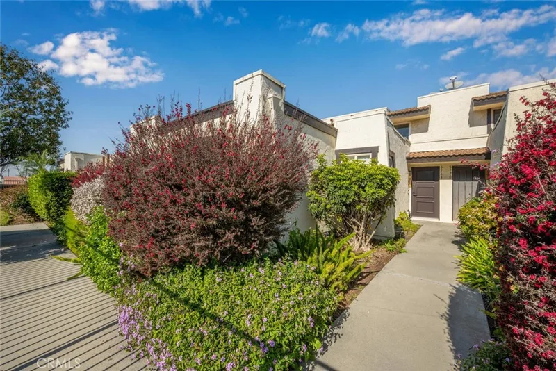 5764 Laguna, Cypress, CA 90630