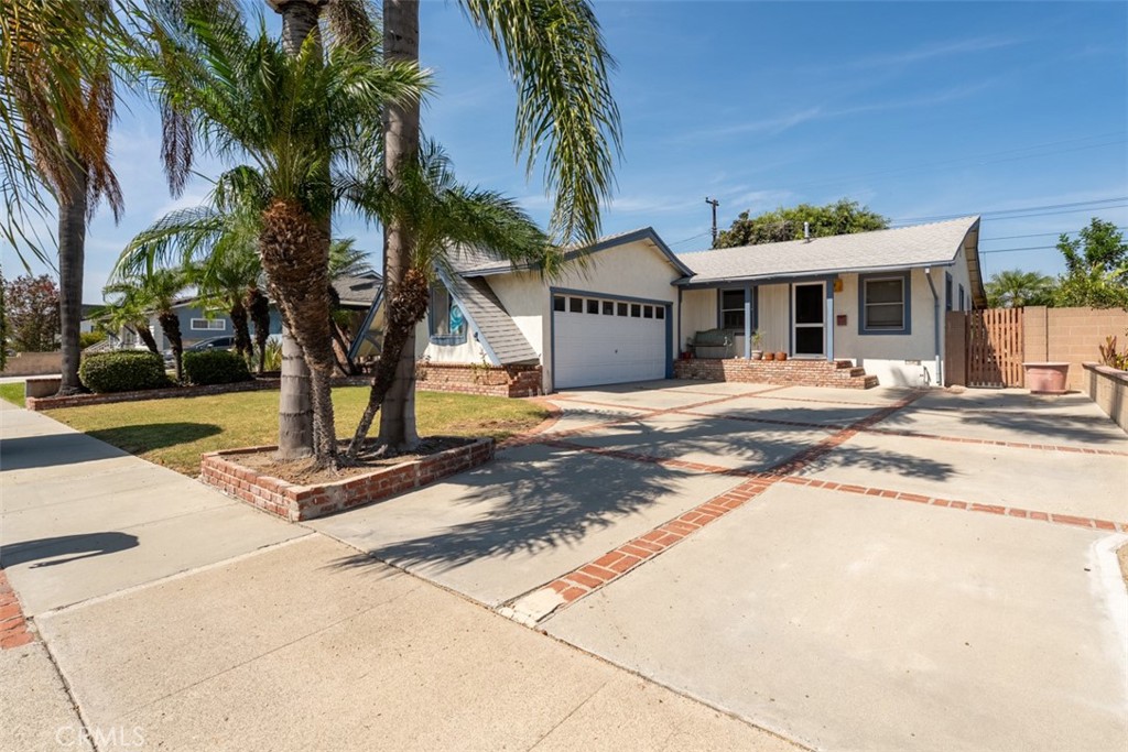 5821 Lime, Cypress CA 90630 - photo 2