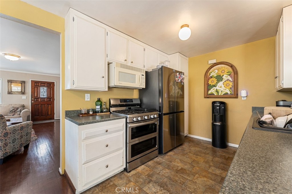 5821 Lime, Cypress CA 90630 - photo 12