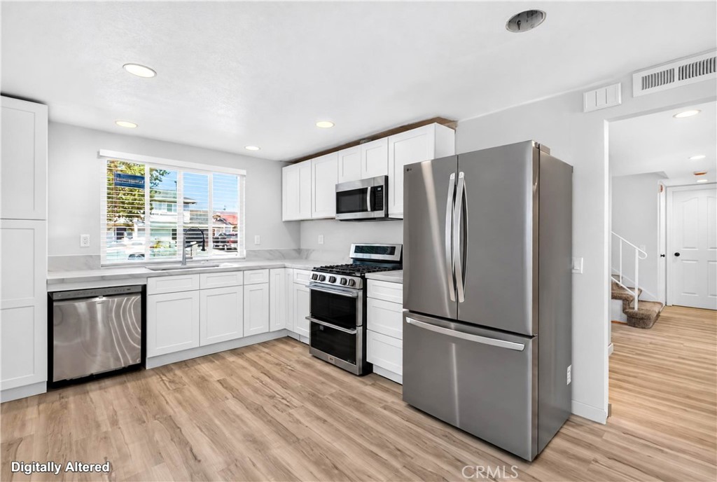 5842 Shirl, Cypress CA 90630 - photo 6