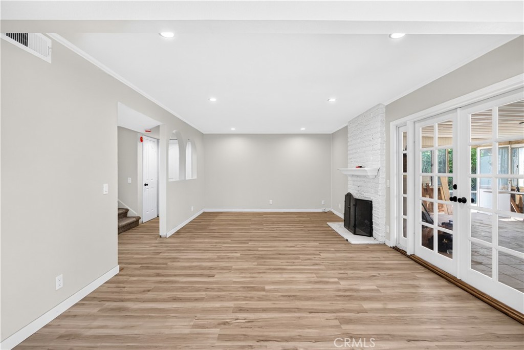 5842 Shirl, Cypress CA 90630 - photo 9