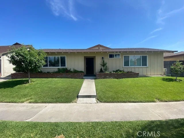 6042 Lime B, Cypress, CA 90630