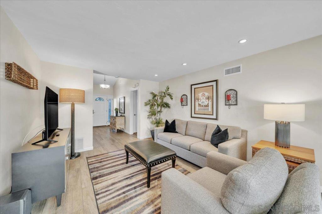 6358 Sombrero Ave, Cypress CA 90630 - photo 12
