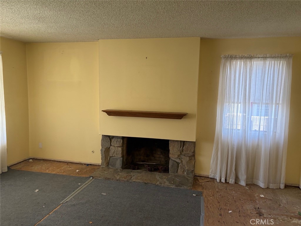 living room - 6859 Tahiti, Cypress CA 90630 - photo 13