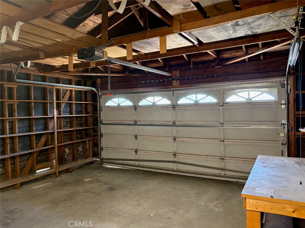 2 car garage with work bench - 6859 Tahiti, Cypress CA 90630 - photo 24