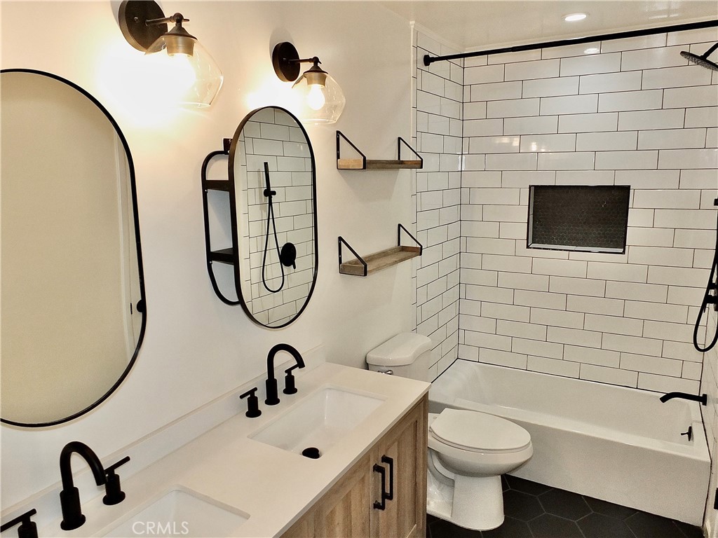 Full Bath off Primary Bedroom - 6884 Breton, Cypress CA 90630 - photo 24