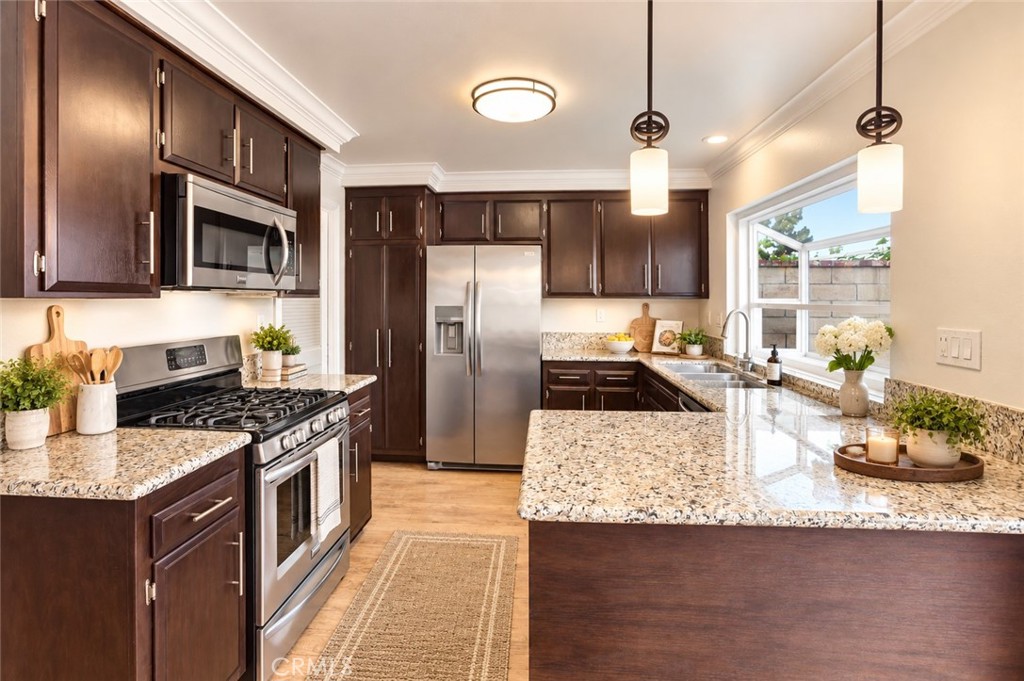 6907 Orangewood, Cypress CA 90630 - photo 15