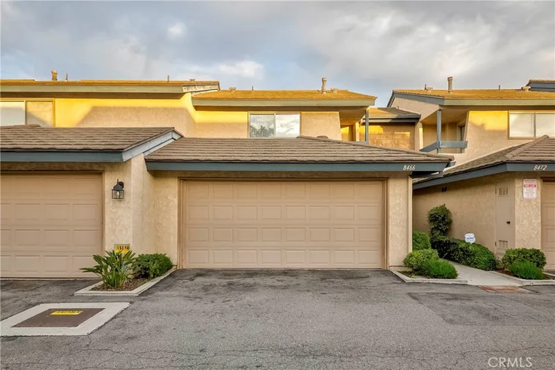 8466 Kington Way, Cypress, CA 90630