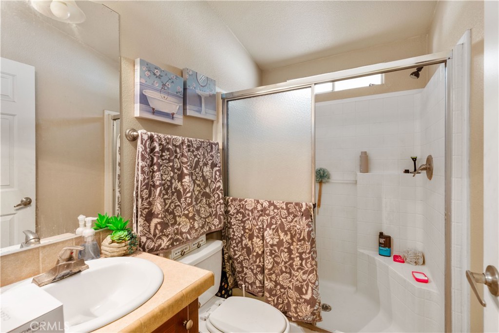 9080 Bloomfield 116, Cypress CA 90630 - photo 11