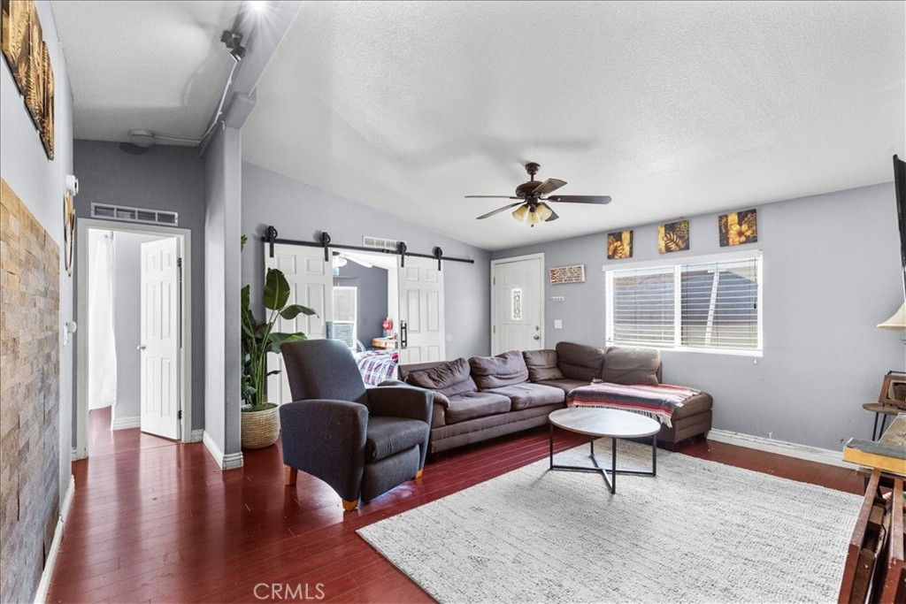 9080 Bloomfield 126, Cypress CA 90630 - photo 6