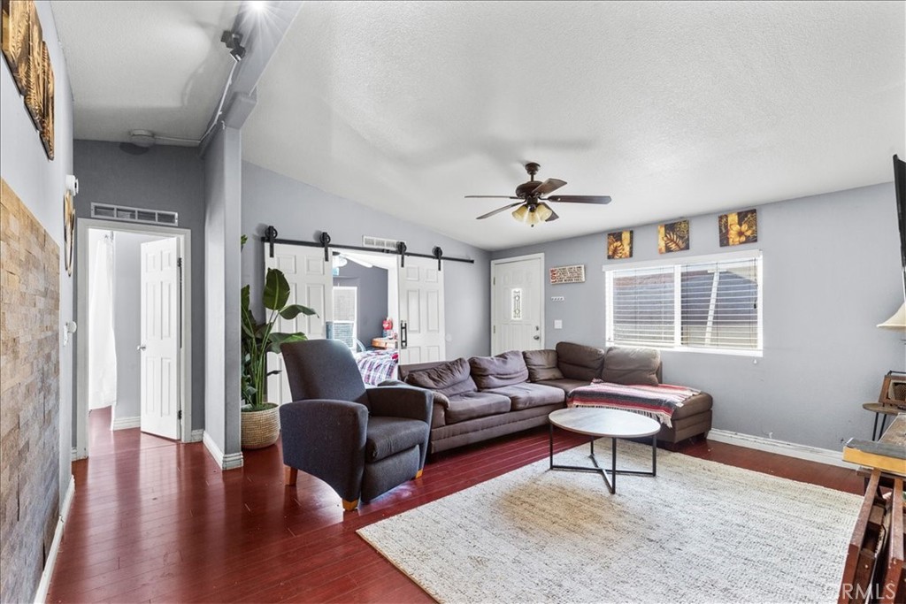 9080 Bloomfield 126, Cypress CA 90630 - photo 18