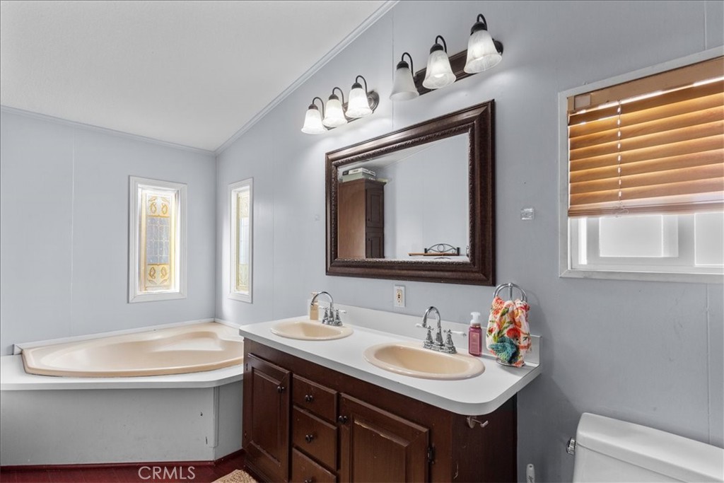 9080 Bloomfield 126, Cypress CA 90630 - photo 23
