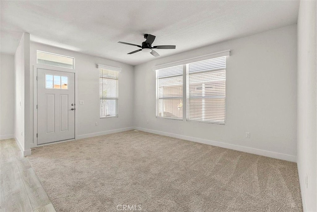 Open family room - 9080 Bloomfield 231, Cypress CA 90630 - photo 11