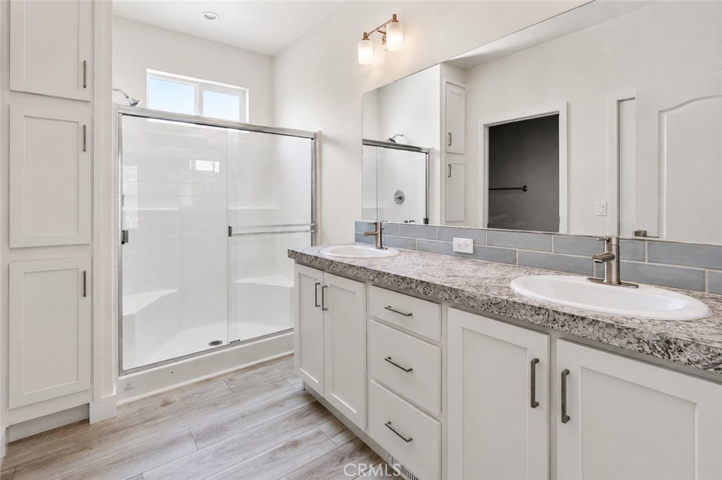 Second Bathroom - 9080 Bloomfield 231, Cypress CA 90630 - photo 15