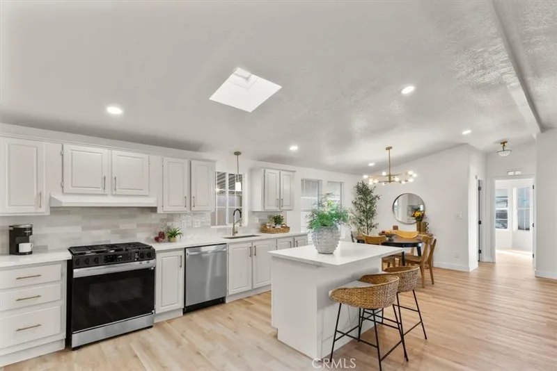 9080 Bloomfield 31, Cypress