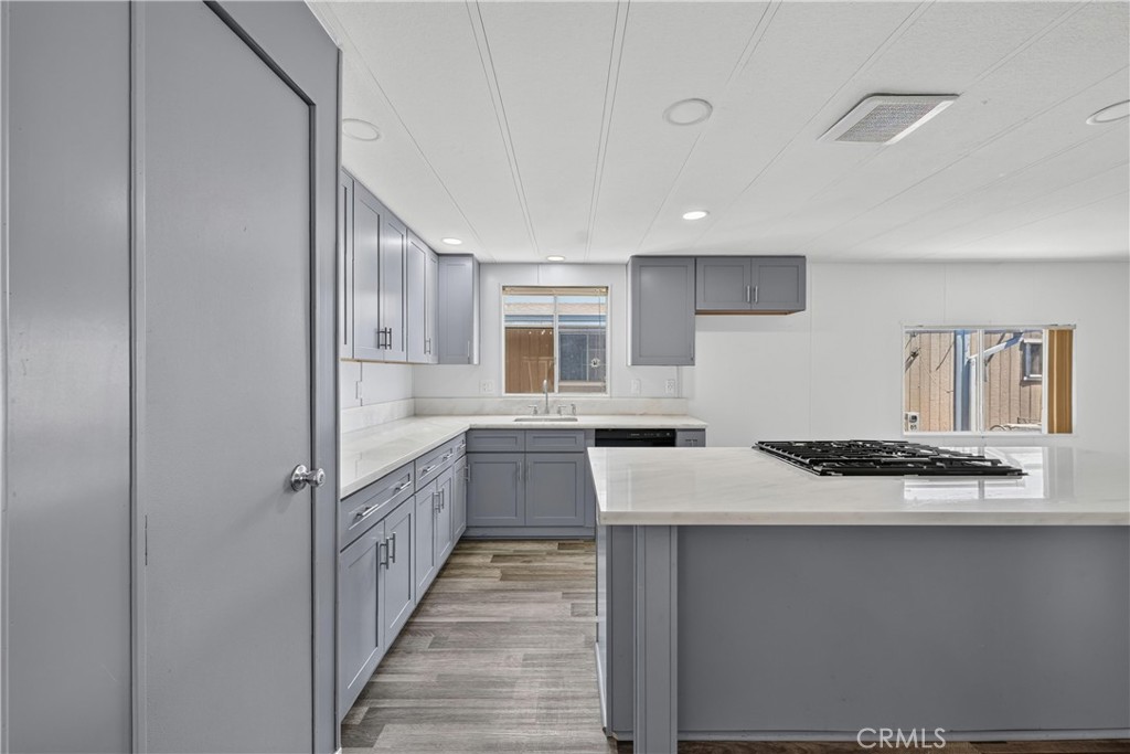 9080 Bloomfield 84, Cypress CA 90630 - photo 10