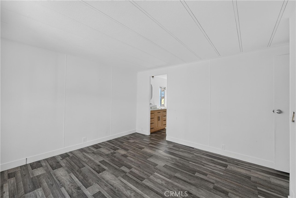 9080 Bloomfield 84, Cypress CA 90630 - photo 15
