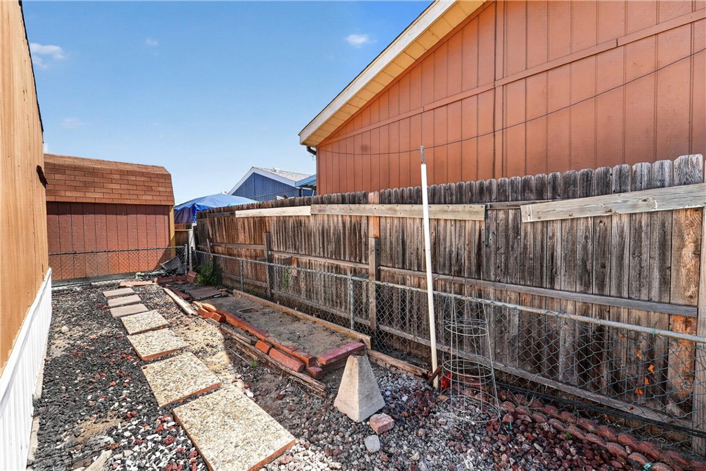 9080 Bloomfield 84, Cypress CA 90630 - photo 26