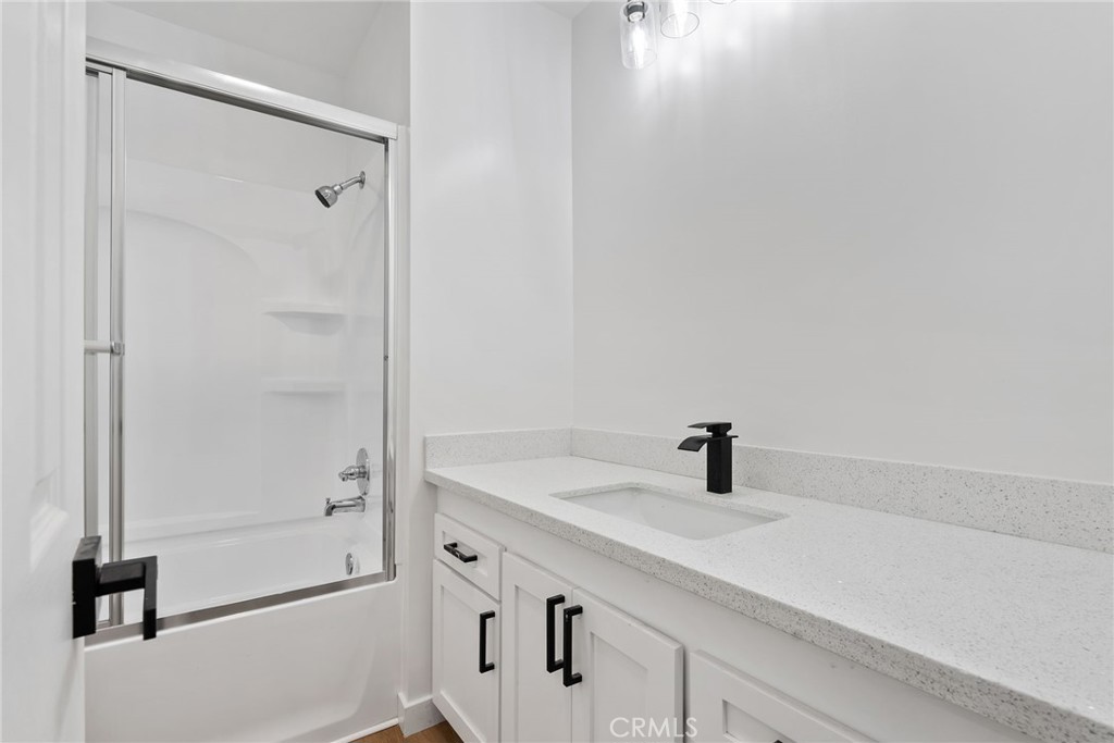 9080 Bloomfield Avenue 72, Cypress CA 90630 - photo 11