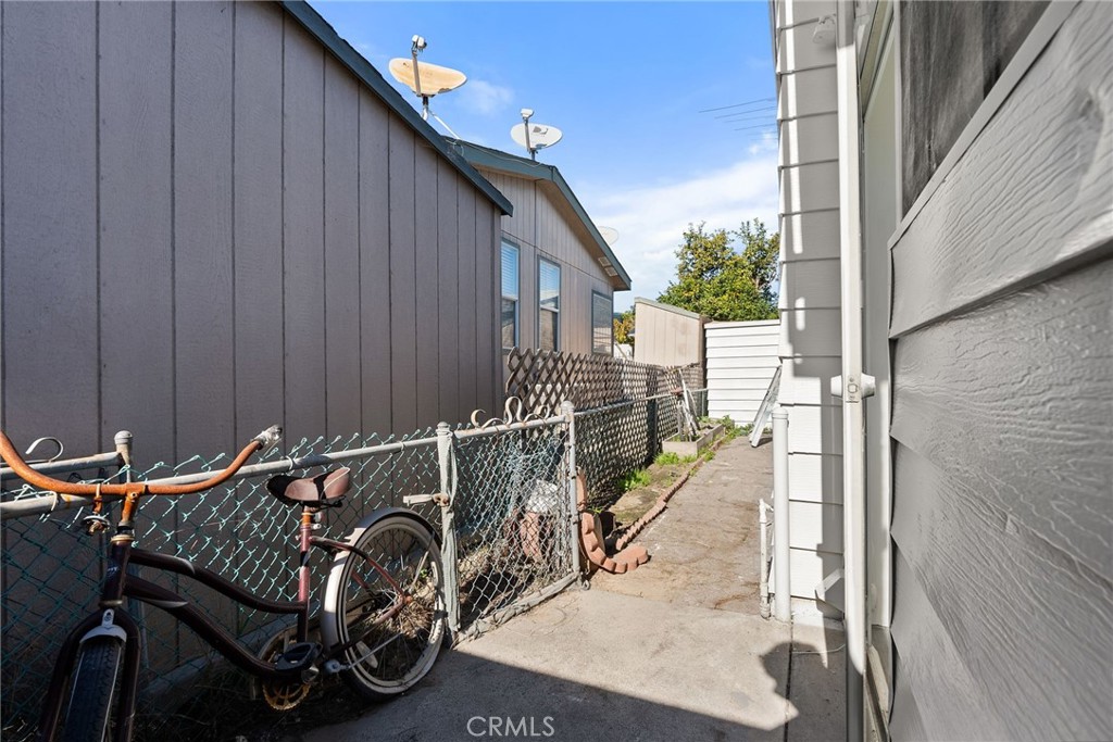 9080 Bloomfield Avenue 72, Cypress CA 90630 - photo 26