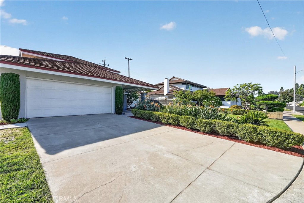 9211 Julie Beth, Cypress CA 90630 - photo 5