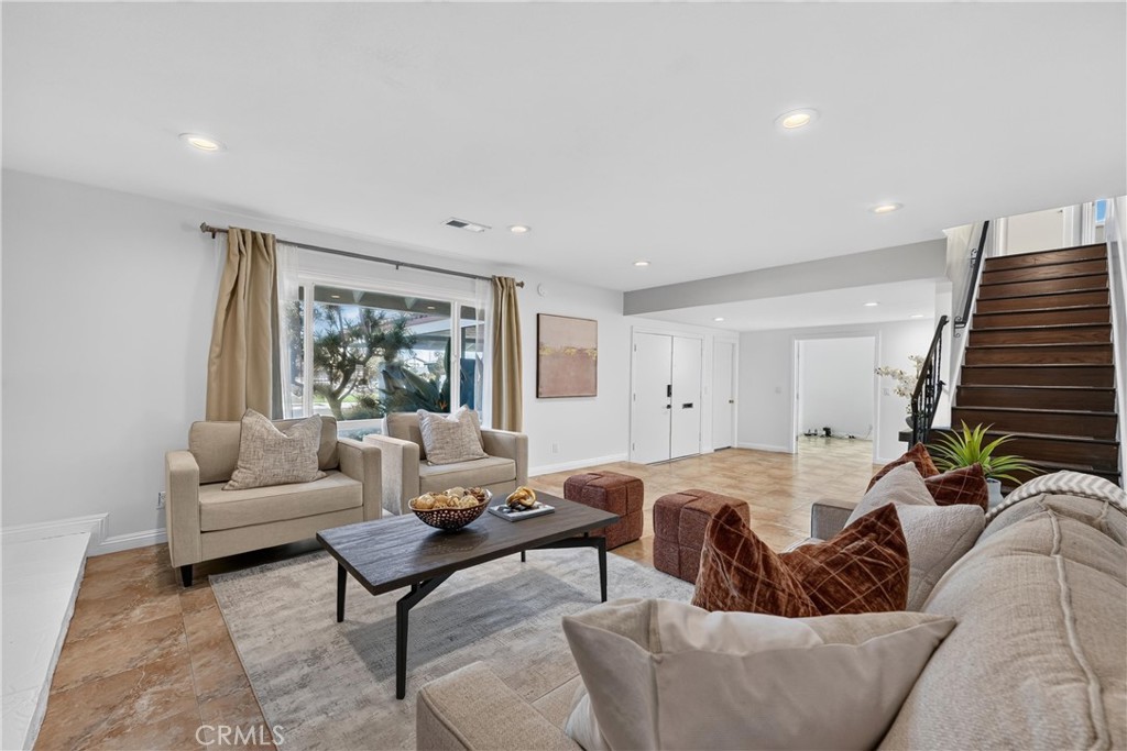9211 Julie Beth, Cypress CA 90630 - photo 10