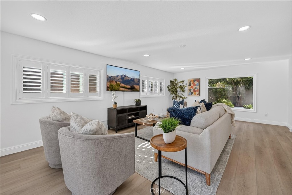 9211 Julie Beth, Cypress CA 90630 - photo 15