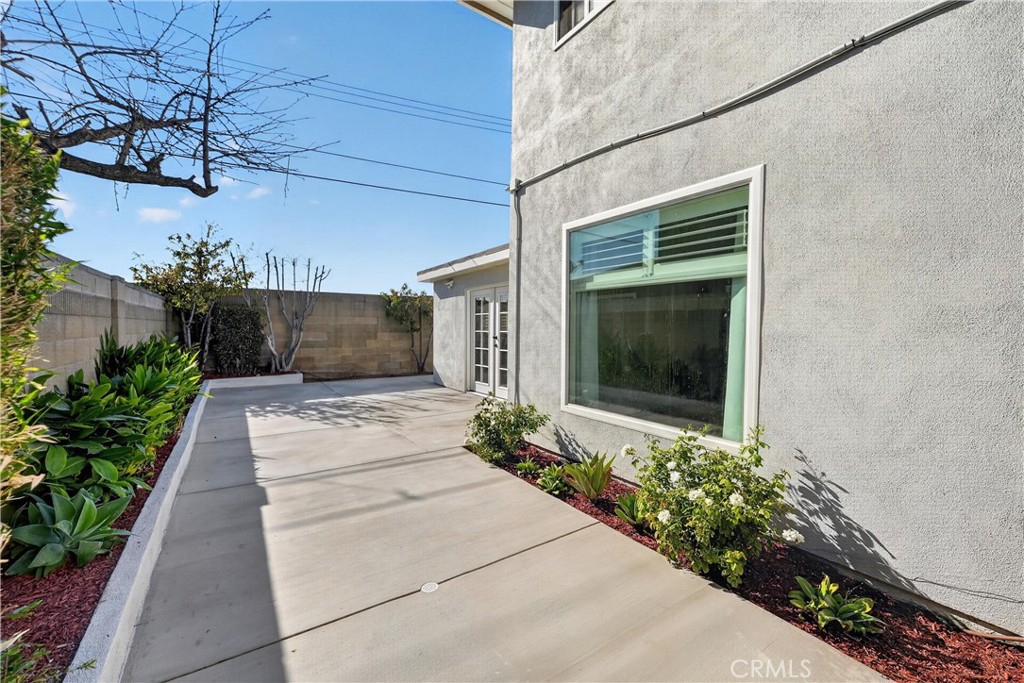 9211 Julie Beth, Cypress CA 90630 - photo 45