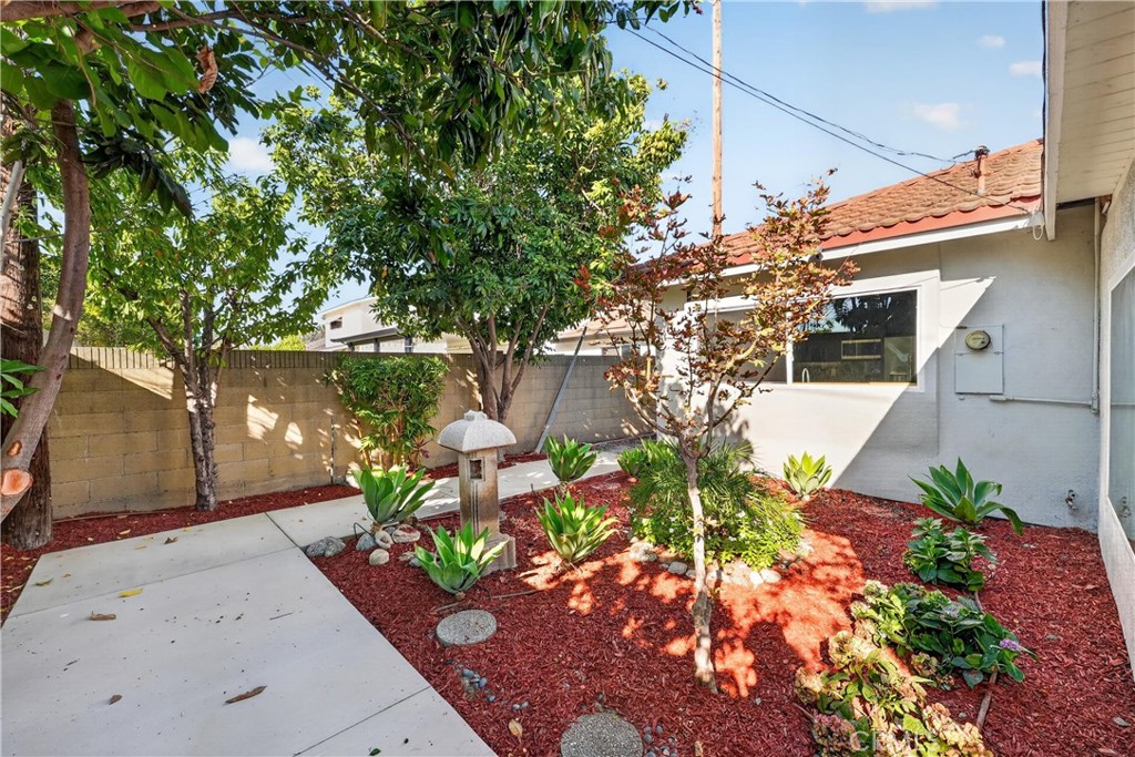 9211 Julie Beth, Cypress CA 90630 - photo 48