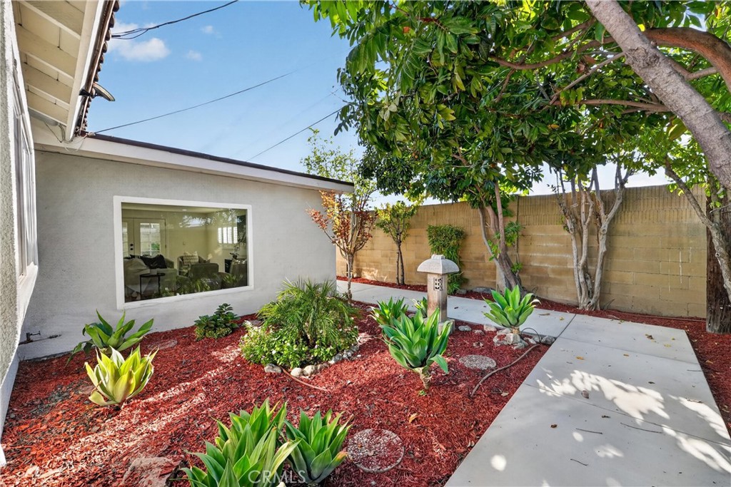 9211 Julie Beth, Cypress CA 90630 - photo 50