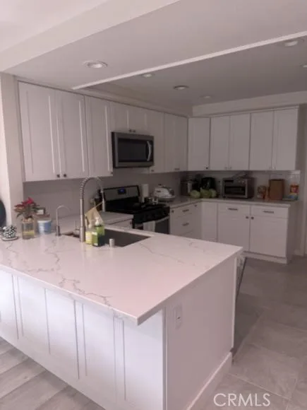 9241 Walker, Cypress, CA 90630