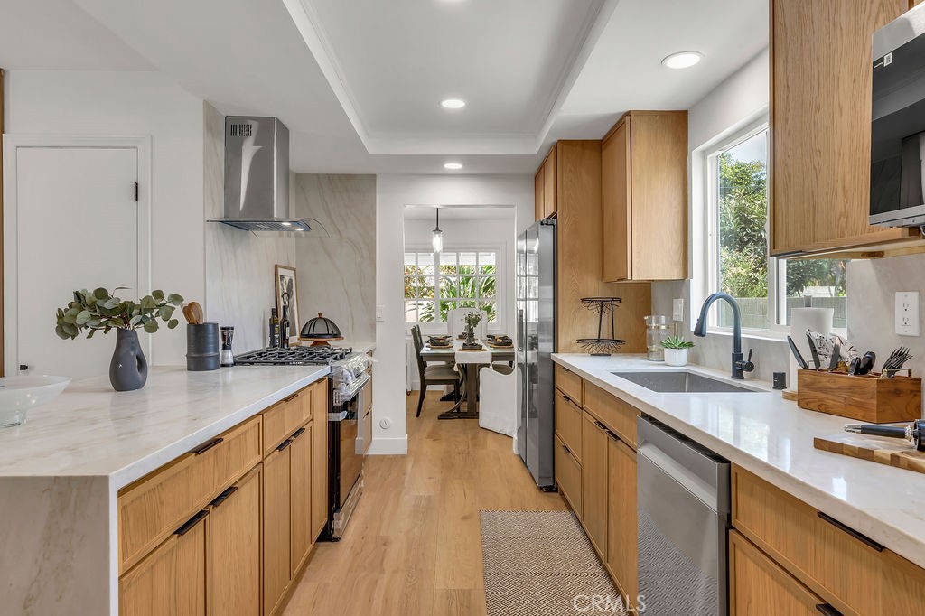 Slim Shaker cabinets - 9317 Christopher, Cypress CA 90630 - photo 1
