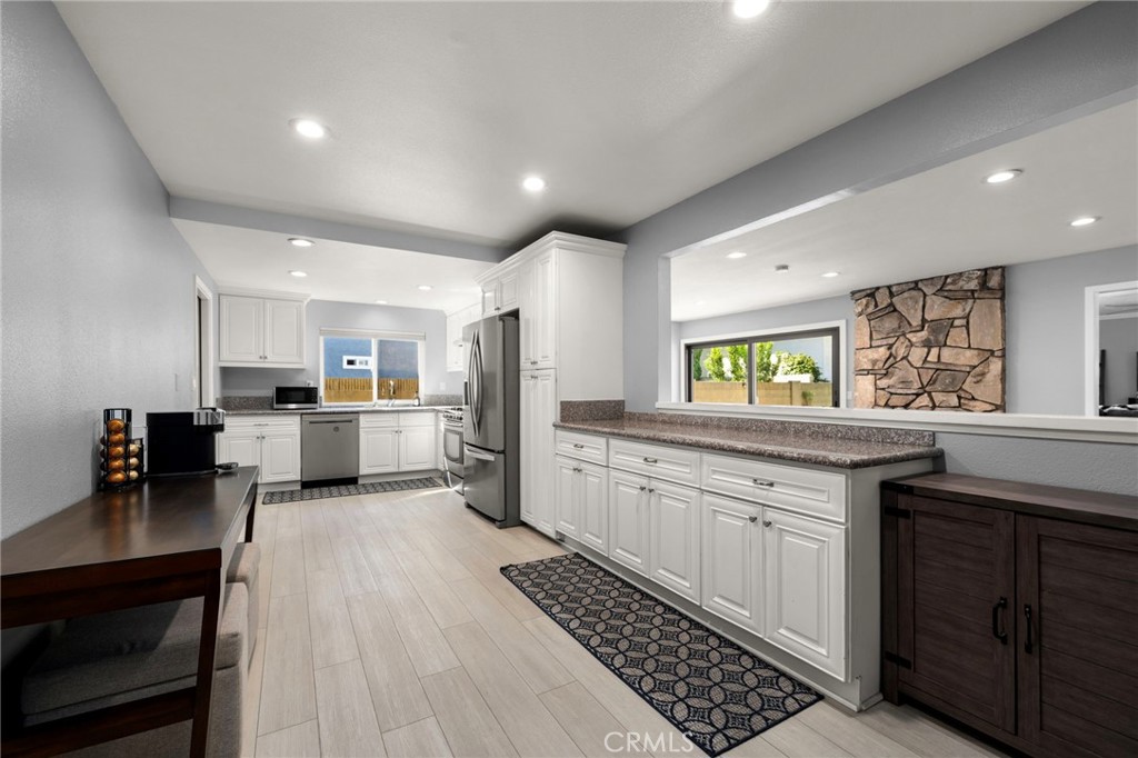9629 Pauline Drive, Cypress CA 90630 - photo 15