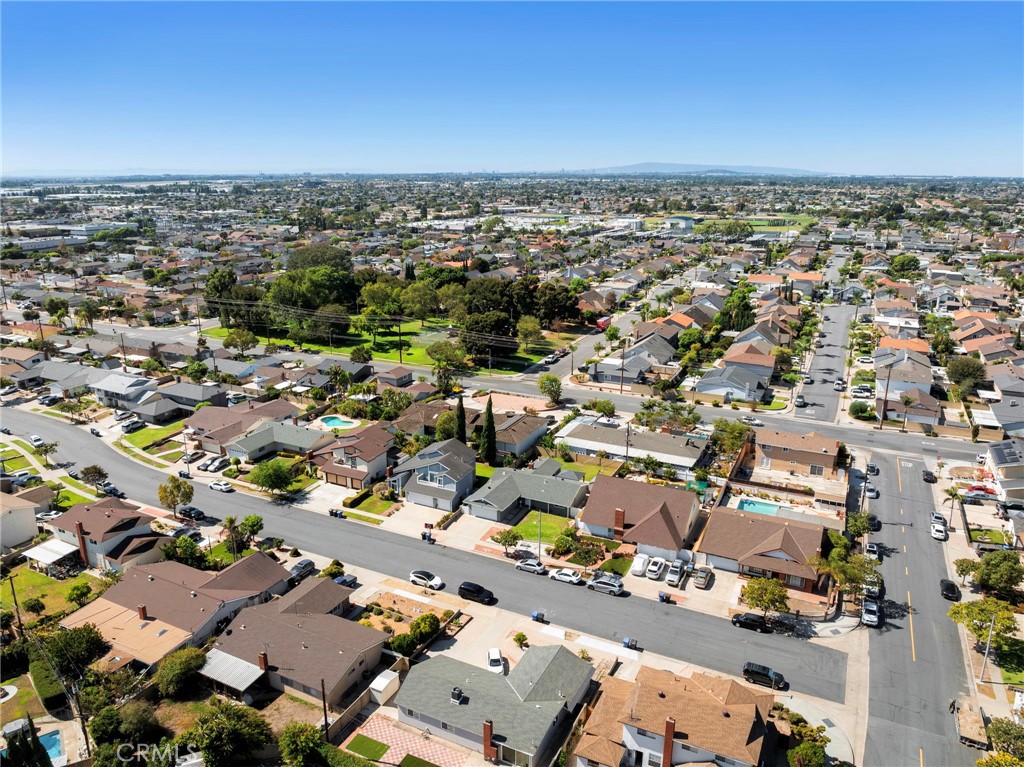 9629 Pauline Drive, Cypress CA 90630 - photo 38